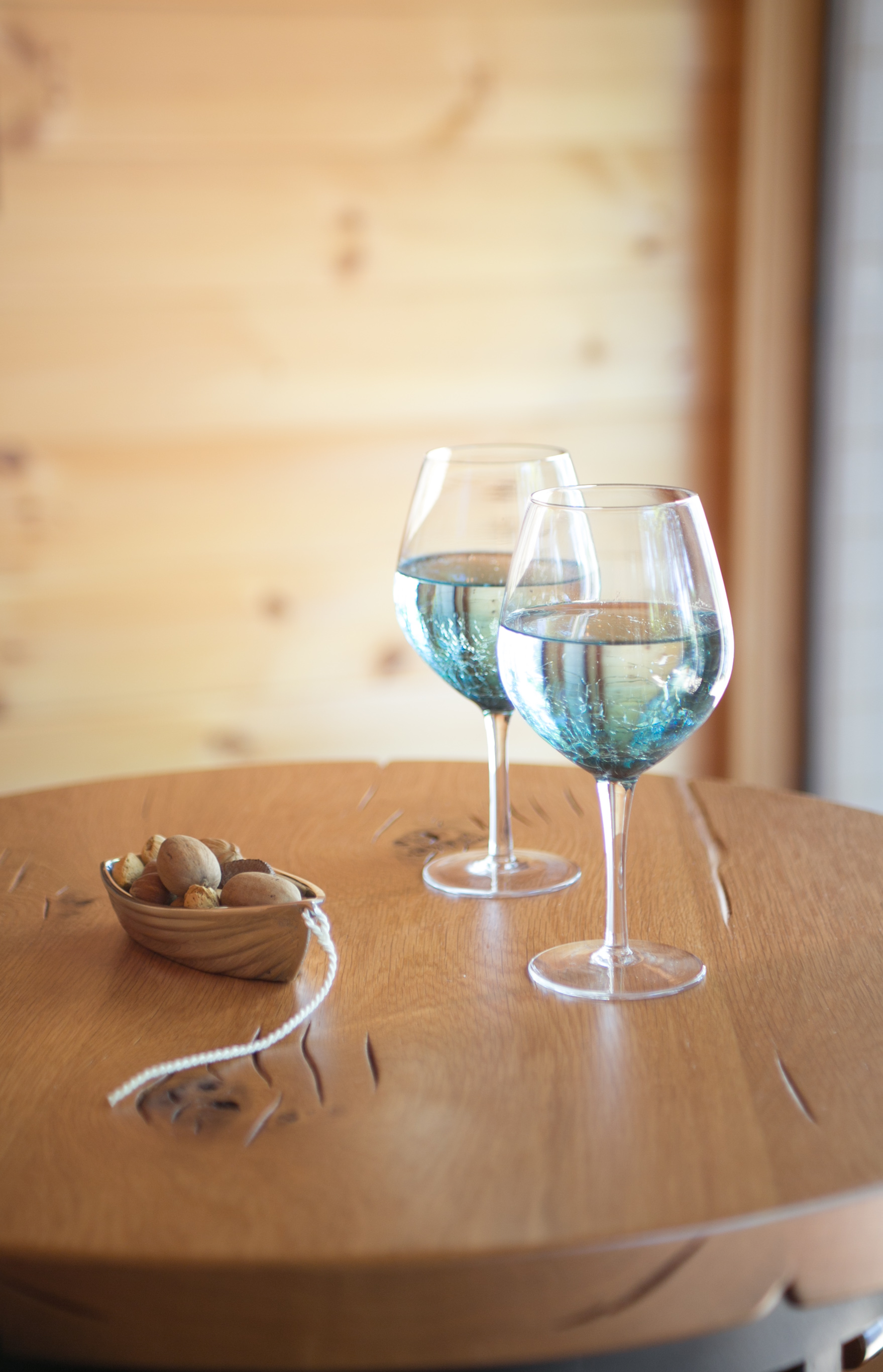 photo of reclaimed oak bar table top